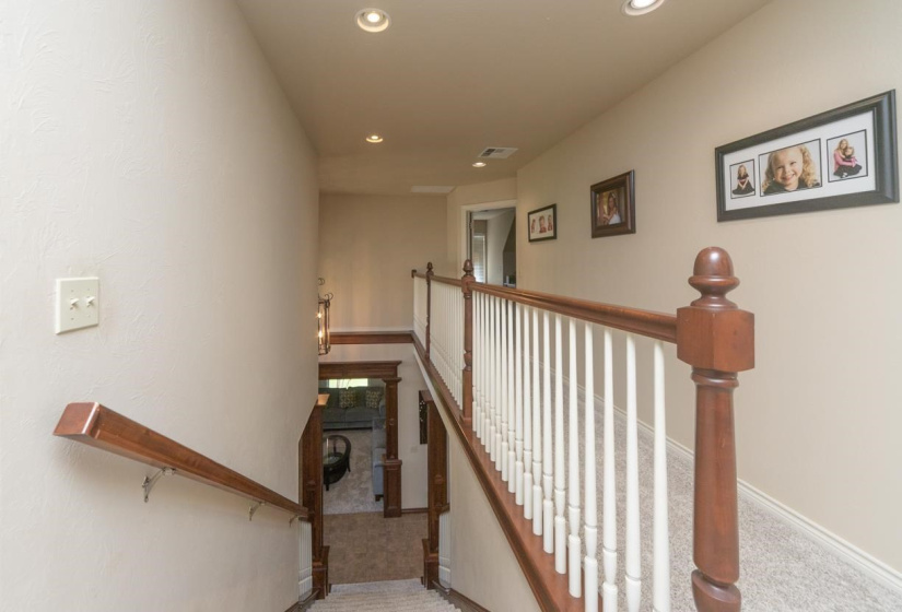 5 Bedrooms Bedrooms, ,3 BathroomsBathrooms,Residential,Single Family,Falls,1.5,131950
