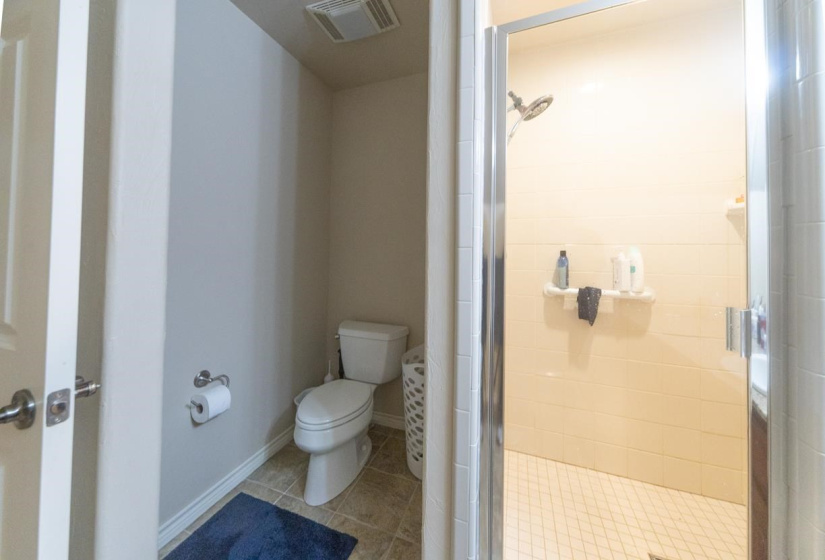 5 Bedrooms Bedrooms, ,3 BathroomsBathrooms,Residential,Single Family,Falls,1.5,131950