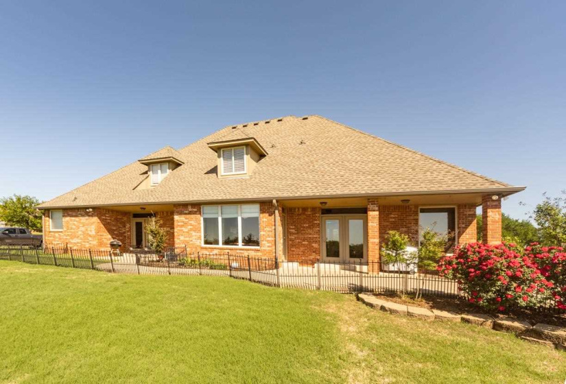 5 Bedrooms Bedrooms, ,3 BathroomsBathrooms,Residential,Single Family,Falls,1.5,131950
