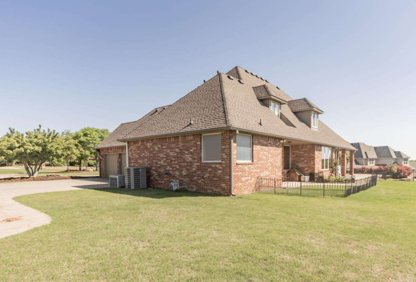 5 Bedrooms Bedrooms, ,3 BathroomsBathrooms,Residential,Single Family,Falls,1.5,131950