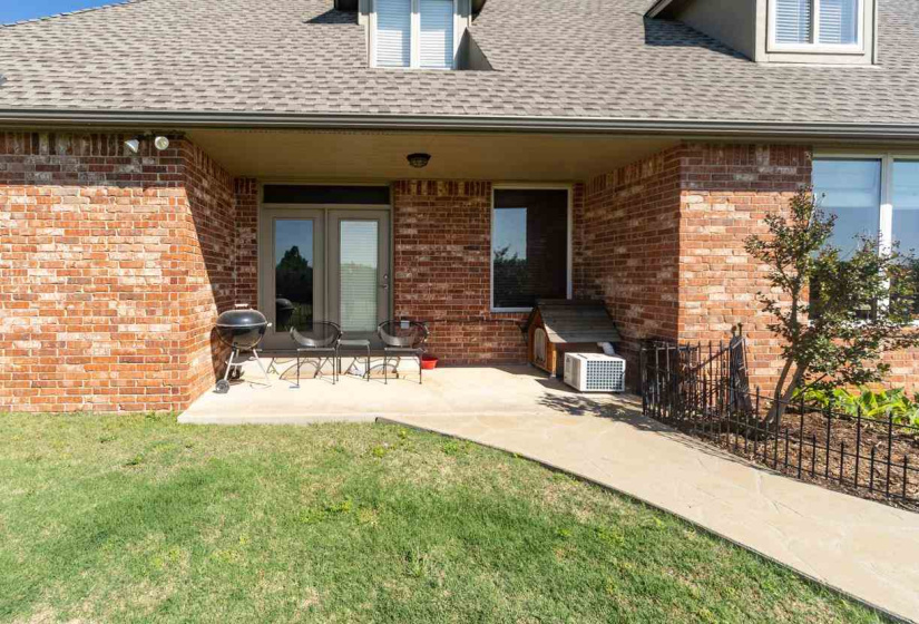 5 Bedrooms Bedrooms, ,3 BathroomsBathrooms,Residential,Single Family,Falls,1.5,131950