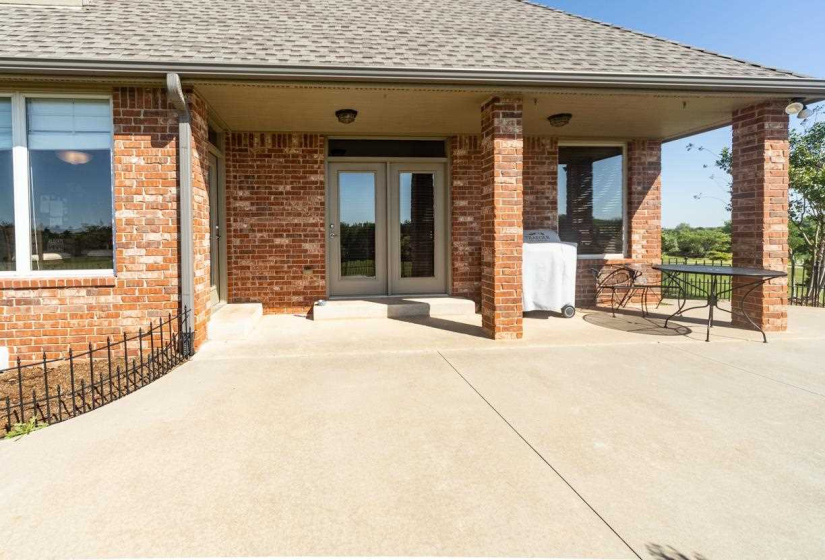 5 Bedrooms Bedrooms, ,3 BathroomsBathrooms,Residential,Single Family,Falls,1.5,131950