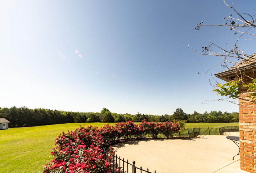 5 Bedrooms Bedrooms, ,3 BathroomsBathrooms,Residential,Single Family,Falls,1.5,131950