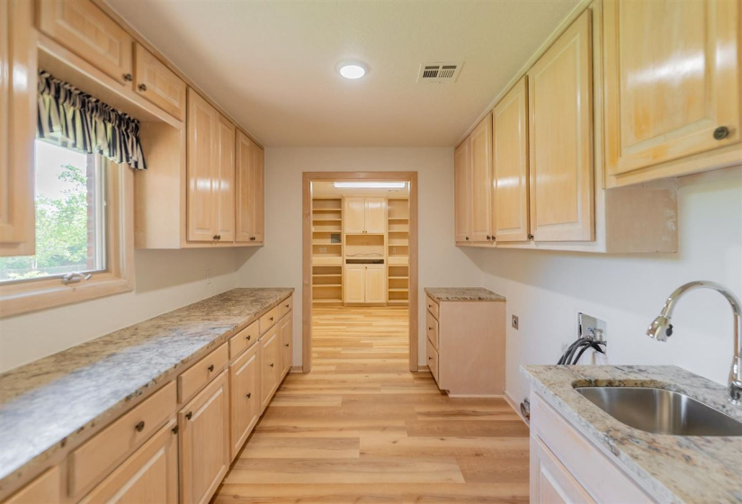 4 Bedrooms Bedrooms, ,3 BathroomsBathrooms,Residential,Single Family,Timberline,2,131953