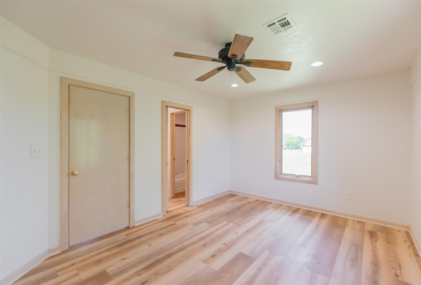 4 Bedrooms Bedrooms, ,3 BathroomsBathrooms,Residential,Single Family,Timberline,2,131953