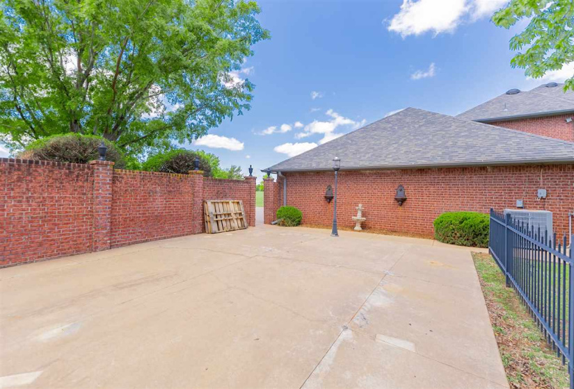 4 Bedrooms Bedrooms, ,3 BathroomsBathrooms,Residential,Single Family,Timberline,2,131953