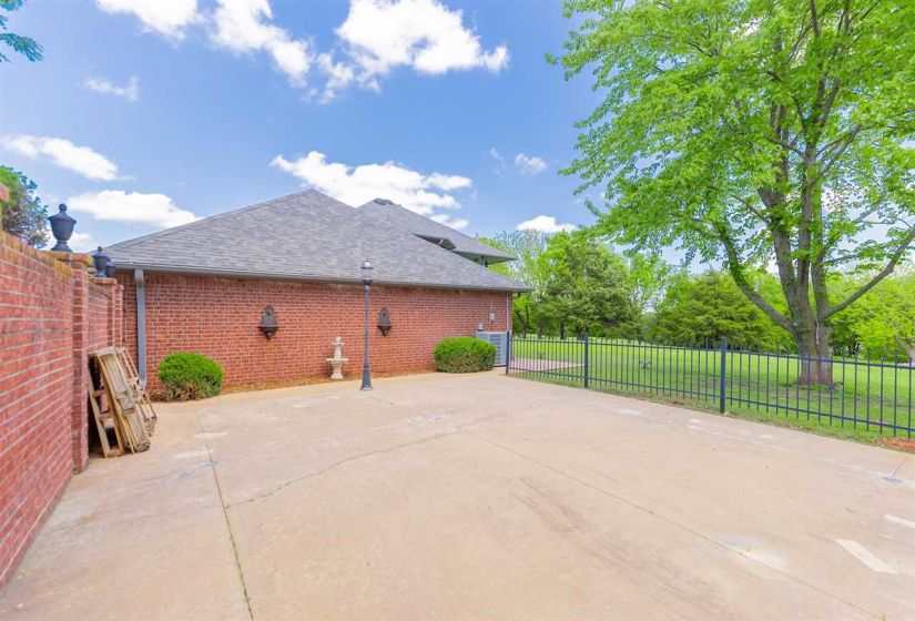 4 Bedrooms Bedrooms, ,3 BathroomsBathrooms,Residential,Single Family,Timberline,2,131953