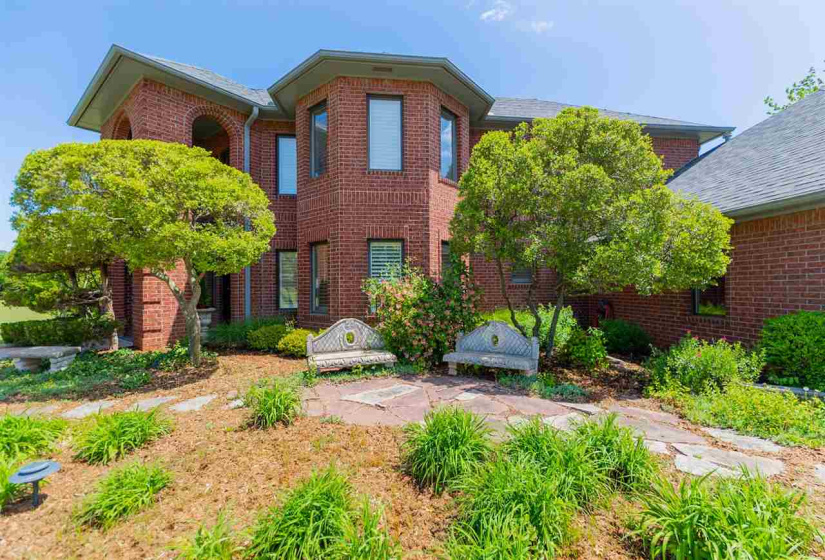 4 Bedrooms Bedrooms, ,3 BathroomsBathrooms,Residential,Single Family,Timberline,2,131953