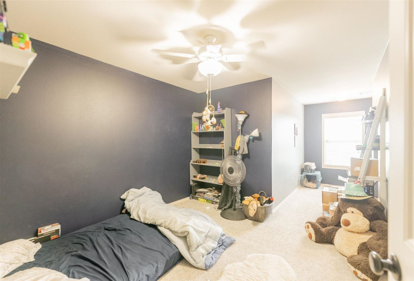 4 Bedrooms Bedrooms, ,2 BathroomsBathrooms,Residential,Single Family,Fountain View,2,131954