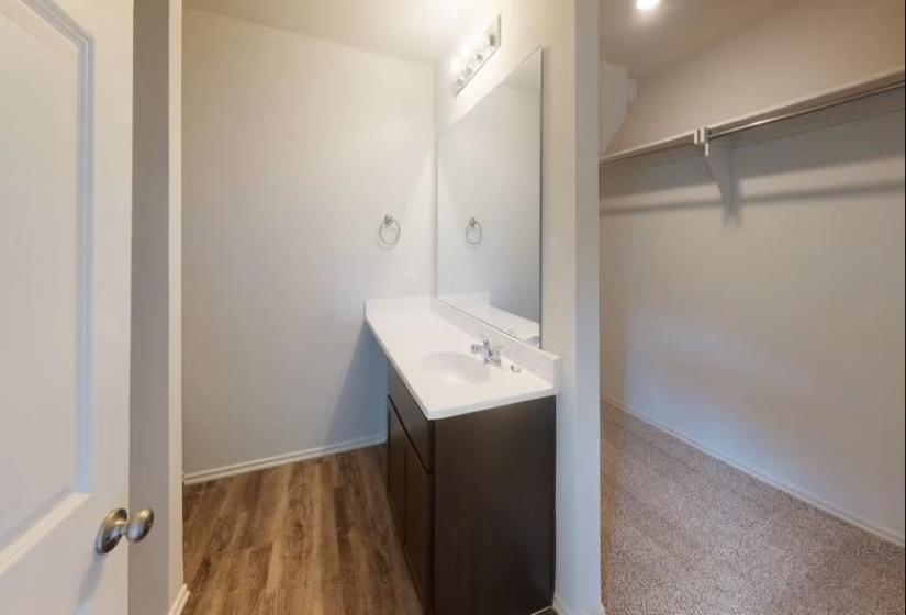 3 Bedrooms Bedrooms, ,2 BathroomsBathrooms,Residential,Single Family,Ridgecrest,1,131961