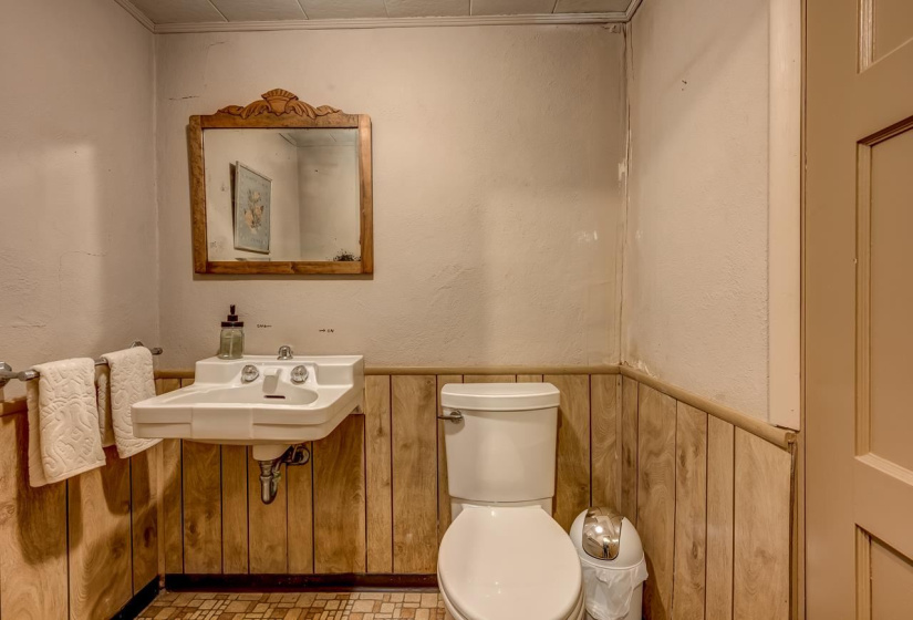 4 Bedrooms Bedrooms, ,2 BathroomsBathrooms,Residential,Single Family,Jackson,2,131965