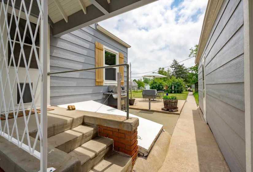 4 Bedrooms Bedrooms, ,2 BathroomsBathrooms,Residential,Single Family,Jackson,2,131965