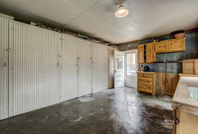 4 Bedrooms Bedrooms, ,2 BathroomsBathrooms,Residential,Single Family,Jackson,2,131965