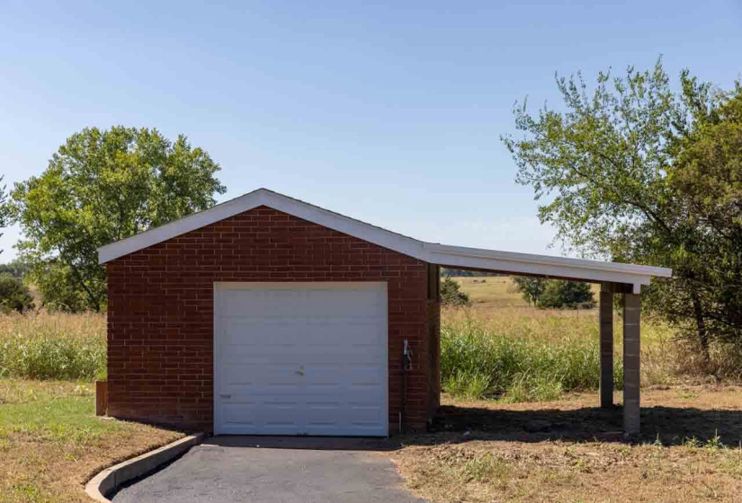 5 Bedrooms Bedrooms, ,3 BathroomsBathrooms,Residential,Single Family,Perkins,2,131966