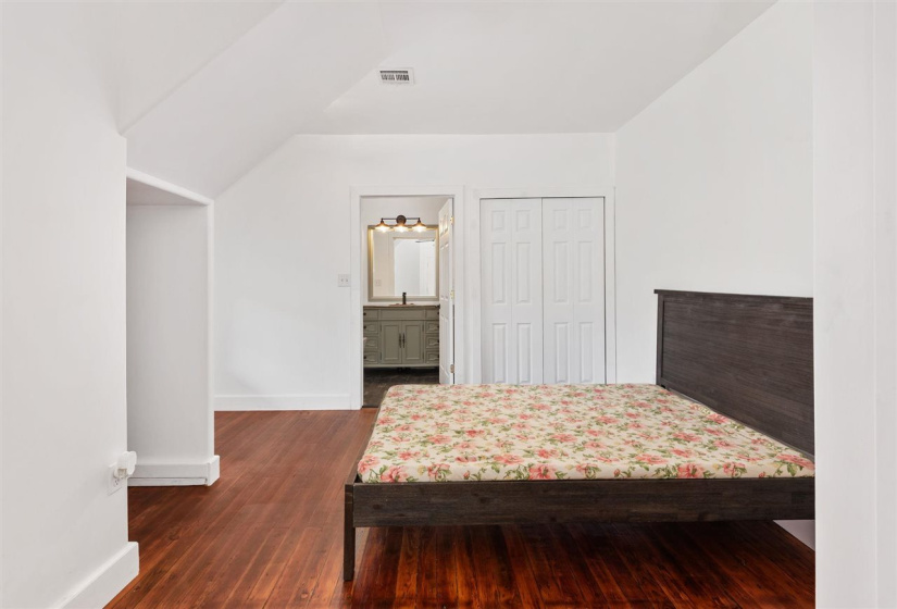 2 Bedrooms Bedrooms, ,2 BathroomsBathrooms,Residential,Single Family,State,2,131968