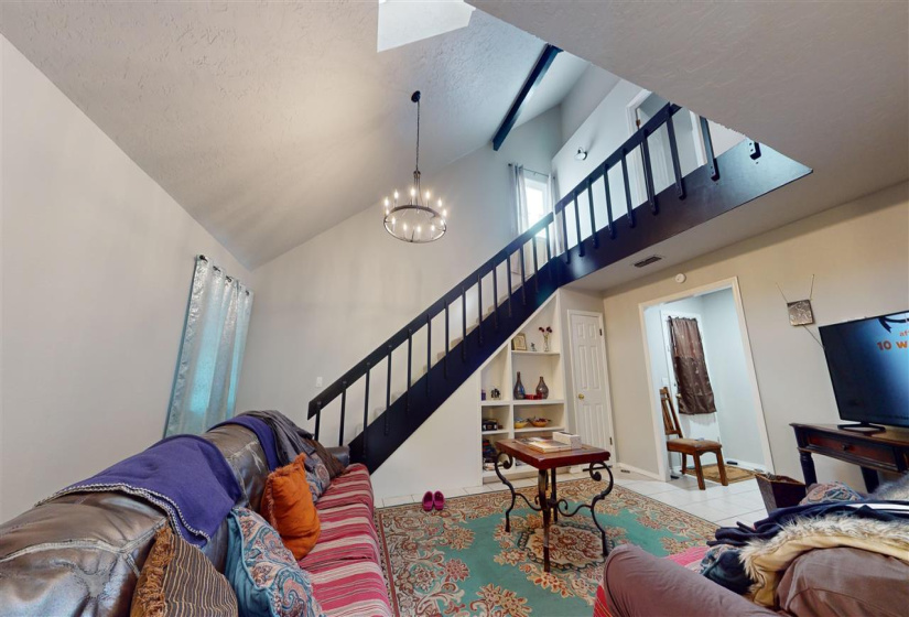 6 BathroomsBathrooms,Multi-family,Duplex,15th,2,131972