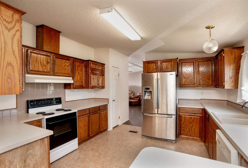3 Bedrooms Bedrooms, ,2 BathroomsBathrooms,Residential,Mobile/manufactured Home,Perkins,1,131977