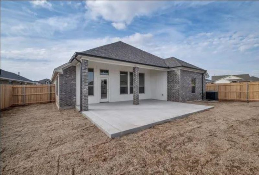 4 Bedrooms Bedrooms, ,2 BathroomsBathrooms,Residential,Single Family,Emerald,1,131982
