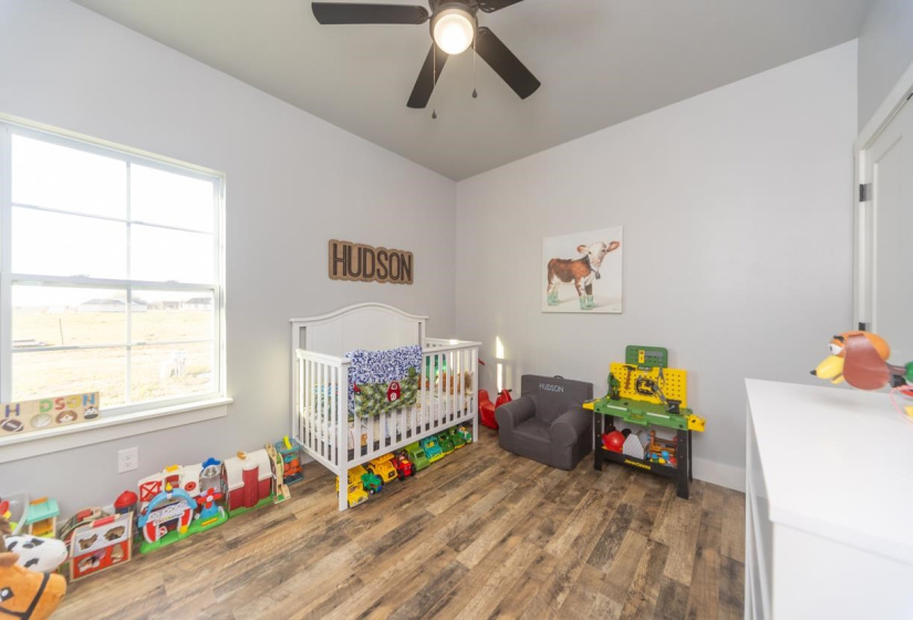 4 Bedrooms Bedrooms, ,2 BathroomsBathrooms,Residential,Single Family,3450,1,131688