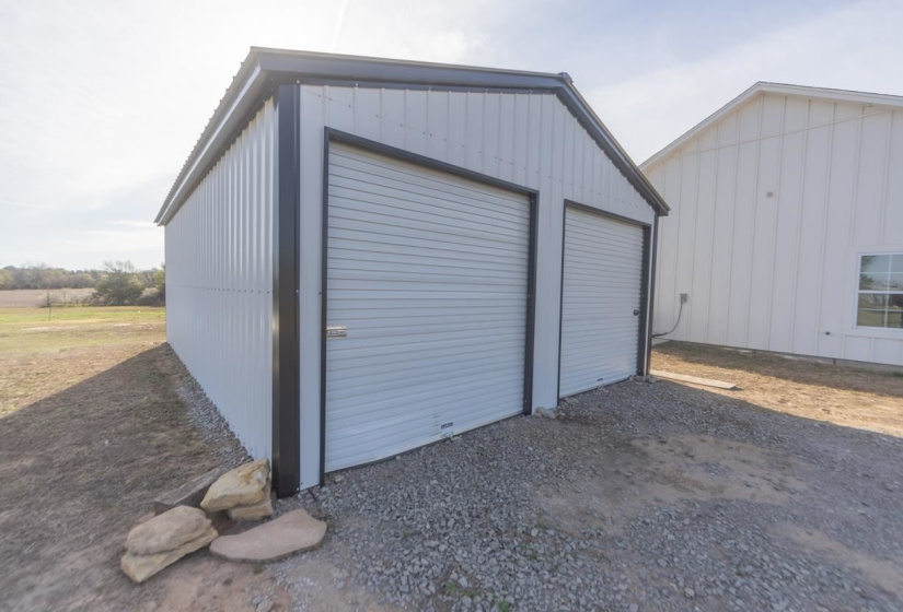 4 Bedrooms Bedrooms, ,2 BathroomsBathrooms,Residential,Single Family,3450,1,131688