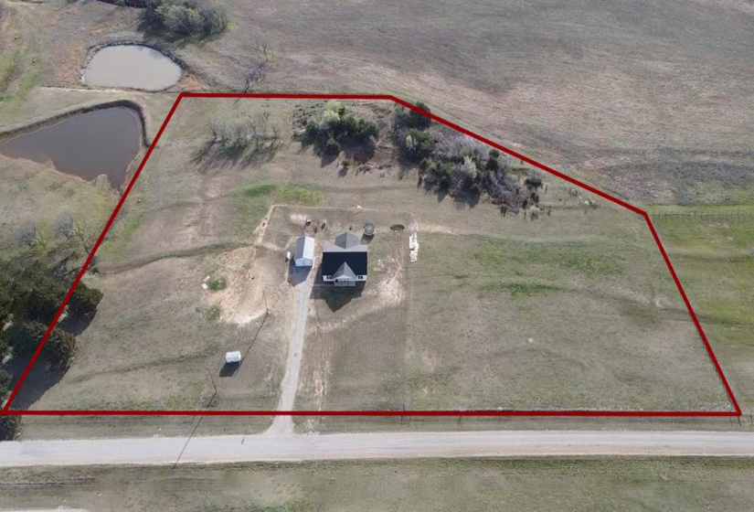 4 Bedrooms Bedrooms, ,2 BathroomsBathrooms,Residential,Single Family,3450,1,131688
