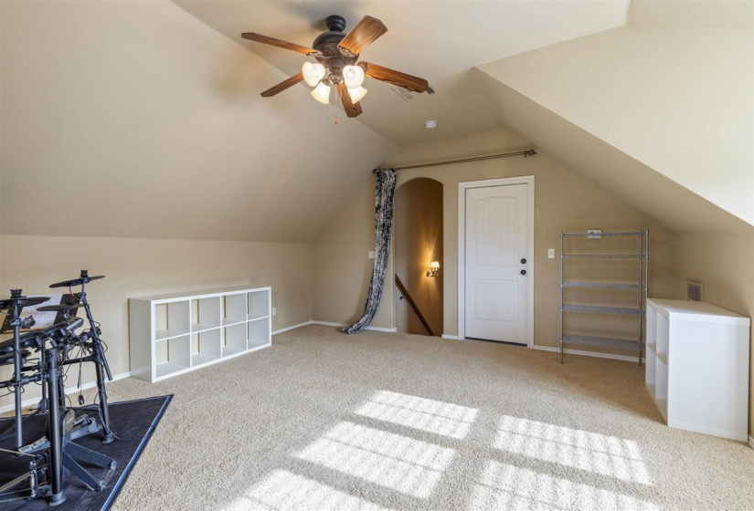 4 Bedrooms Bedrooms, 0 ,3 BathroomsBathrooms,Residential,Single Family,Culpepper,1.5,131987