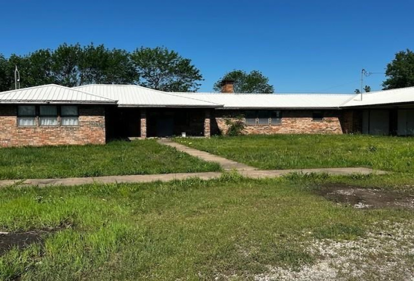 3 Bedrooms Bedrooms, ,2 BathroomsBathrooms,Residential,Single Family,750,1,131990