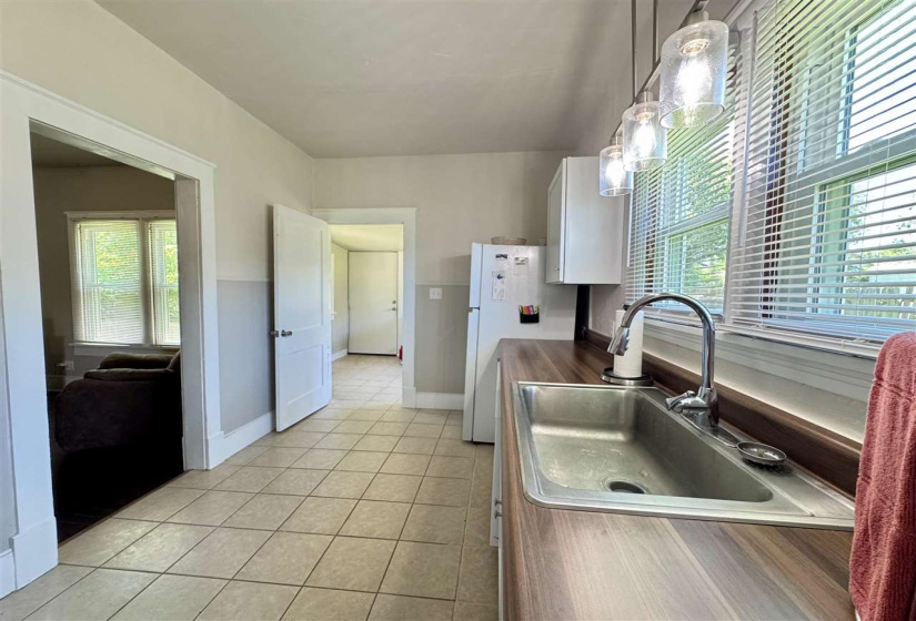 2 Bedrooms Bedrooms, ,1 BathroomBathrooms,Residential,Single Family,Walnut,1,131996