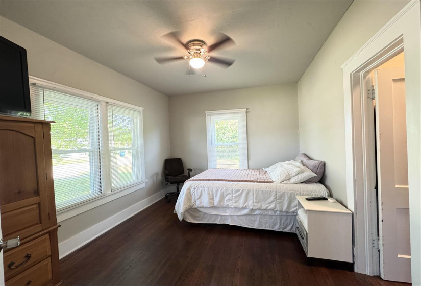 2 Bedrooms Bedrooms, ,1 BathroomBathrooms,Residential,Single Family,Walnut,1,131996