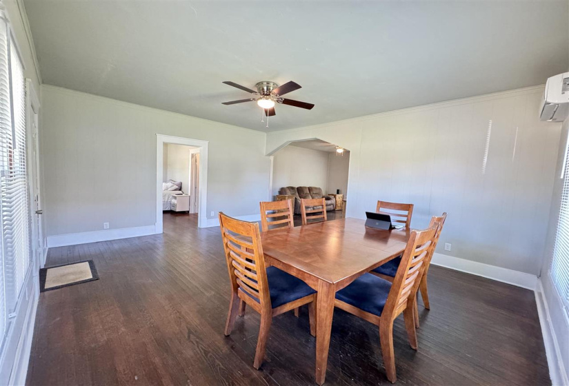 2 Bedrooms Bedrooms, ,1 BathroomBathrooms,Residential,Single Family,Walnut,1,131996
