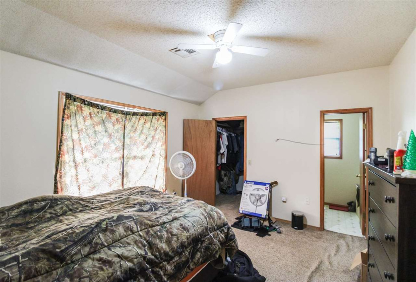 3 BathroomsBathrooms,Multi-family,Duplex,Par,1,132008