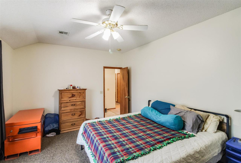 3 BathroomsBathrooms,Multi-family,Duplex,Par,1,132009