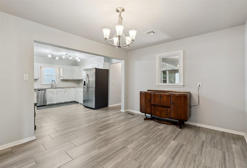 4 Bedrooms Bedrooms, ,2 BathroomsBathrooms,Residential,Single Family,6th,1,132002