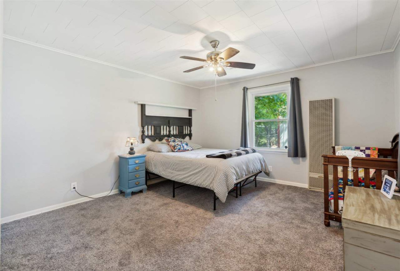 4 Bedrooms Bedrooms, ,2 BathroomsBathrooms,Residential,Single Family,6th,1,132002