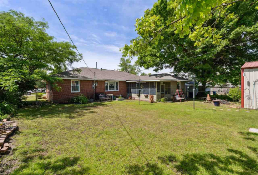 4 Bedrooms Bedrooms, ,2 BathroomsBathrooms,Residential,Single Family,6th,1,132002
