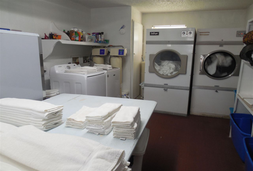50 BathroomsBathrooms,Multi-family,Other,HWY 81,2,132012