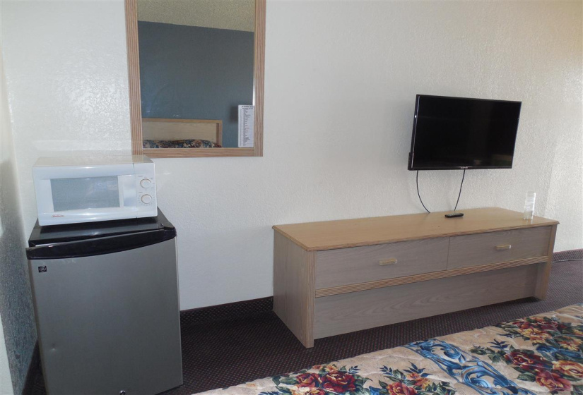 50 BathroomsBathrooms,Multi-family,Other,HWY 81,2,132012