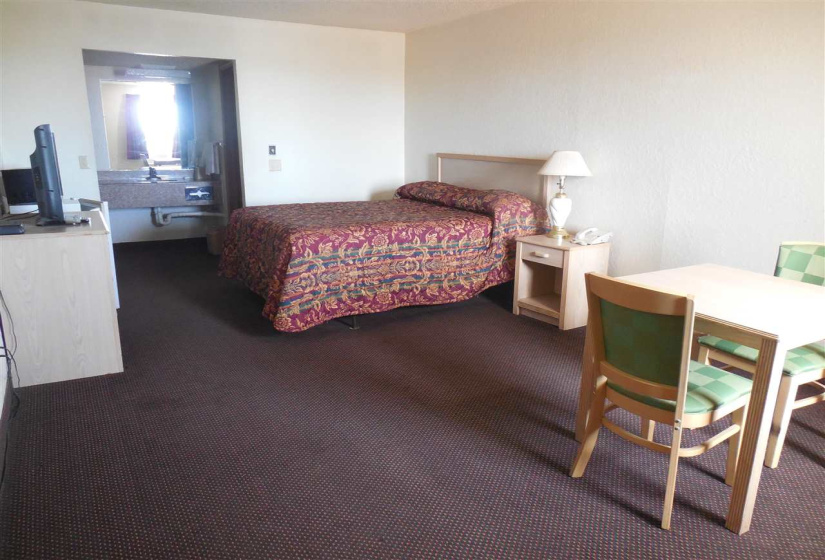 50 BathroomsBathrooms,Multi-family,Other,HWY 81,2,132012