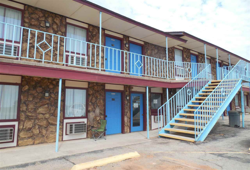 50 BathroomsBathrooms,Multi-family,Other,HWY 81,2,132012