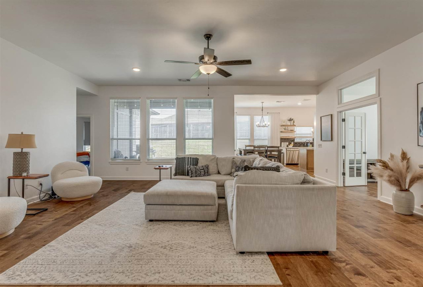 4 Bedrooms Bedrooms, ,2 BathroomsBathrooms,Residential,Single Family,Pintail,1,132022