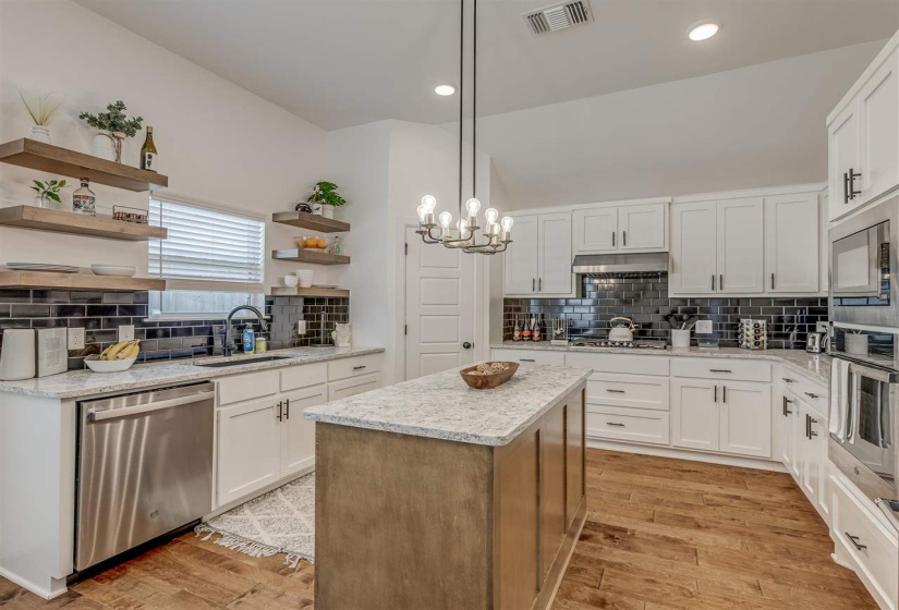 4 Bedrooms Bedrooms, ,2 BathroomsBathrooms,Residential,Single Family,Pintail,1,132022