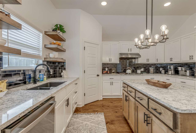 4 Bedrooms Bedrooms, ,2 BathroomsBathrooms,Residential,Single Family,Pintail,1,132022
