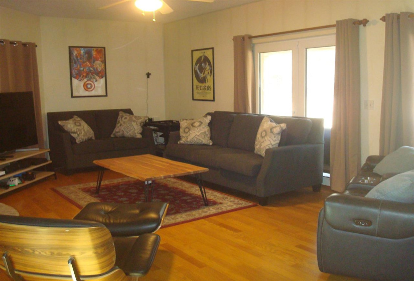4 Bedrooms Bedrooms, ,2 BathroomsBathrooms,Residential,Single Family,Wild Turkey,3,132029