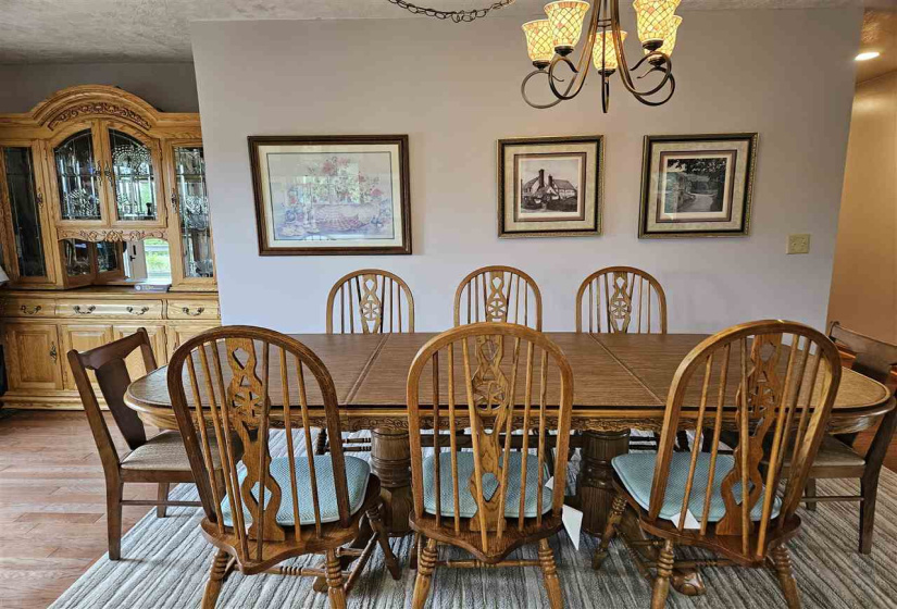 5 Bedrooms Bedrooms, ,3 BathroomsBathrooms,Residential,Single Family,56th,2,132036