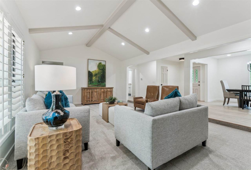4 Bedrooms Bedrooms, ,3 BathroomsBathrooms,Residential,Single Family,Yellow Brick,1,132038