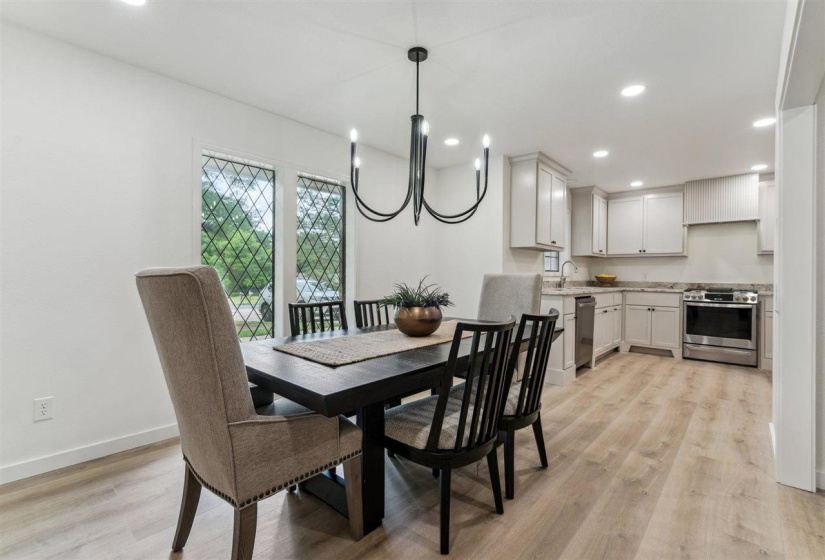4 Bedrooms Bedrooms, ,3 BathroomsBathrooms,Residential,Single Family,Yellow Brick,1,132038