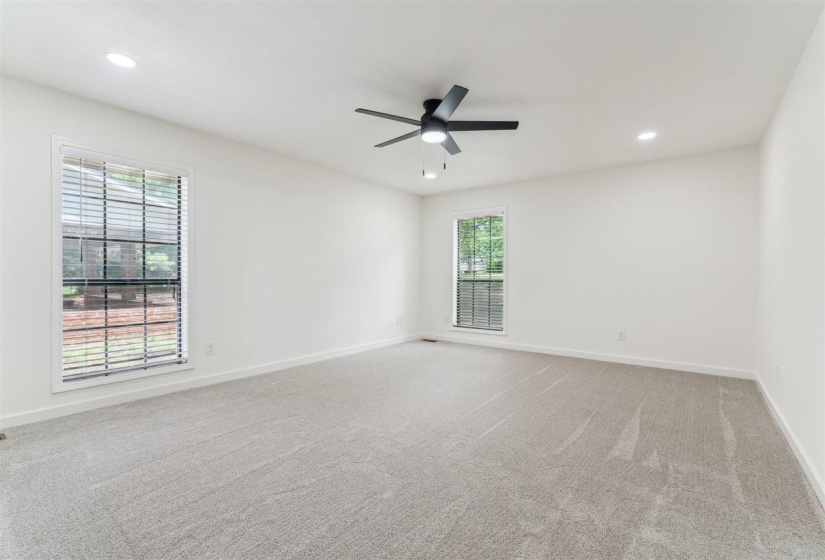 4 Bedrooms Bedrooms, ,3 BathroomsBathrooms,Residential,Single Family,Yellow Brick,1,132038