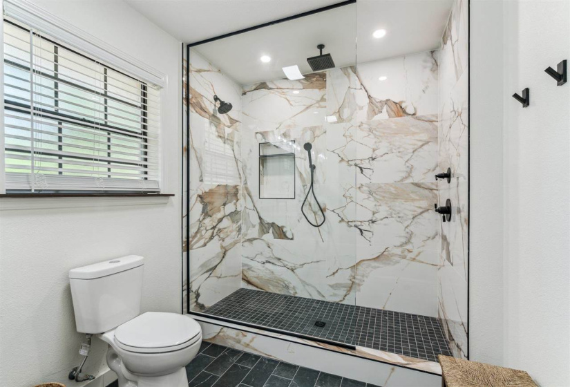 4 Bedrooms Bedrooms, ,3 BathroomsBathrooms,Residential,Single Family,Yellow Brick,1,132038