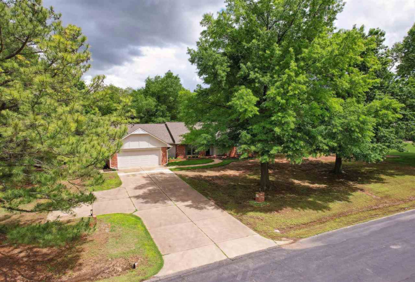4 Bedrooms Bedrooms, ,3 BathroomsBathrooms,Residential,Single Family,Yellow Brick,1,132038