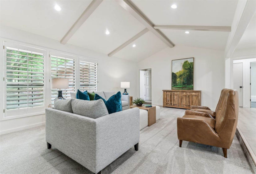 4 Bedrooms Bedrooms, ,3 BathroomsBathrooms,Residential,Single Family,Yellow Brick,1,132038